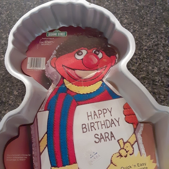 Vintage 1983 Wilton Sesame Street Ernie Cake Pan - Picture 2 of 14